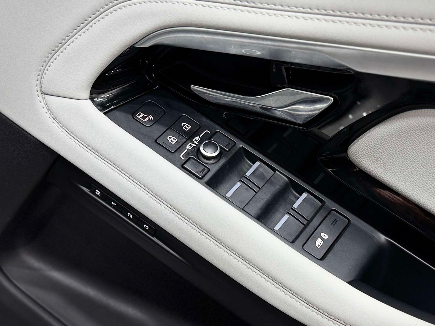 Used Land Rover Range Rover Evoque 2021 for sale - 76577486: Photo 36