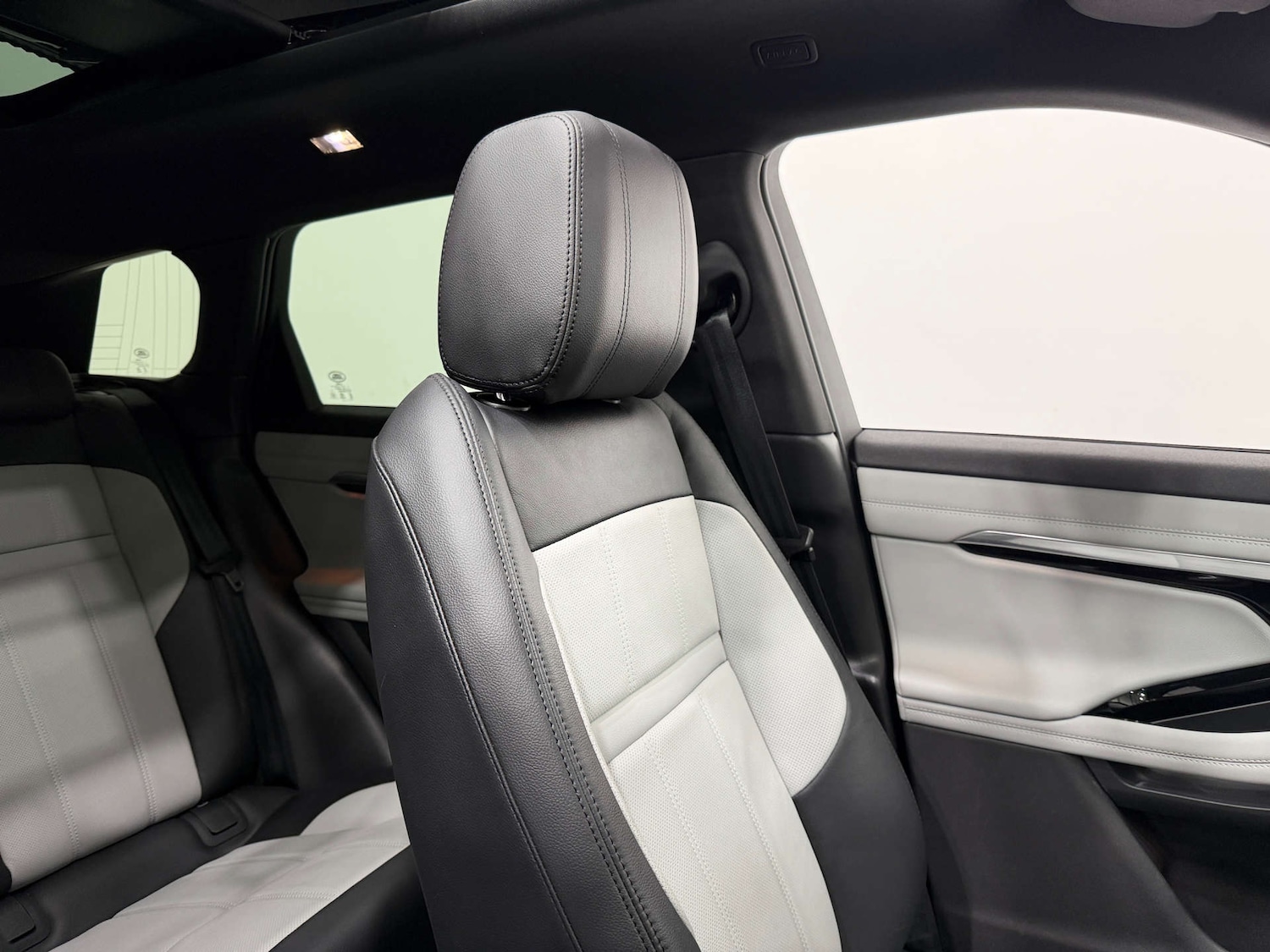 Used Land Rover Range Rover Evoque 2021 for sale - 76577486: Photo 39