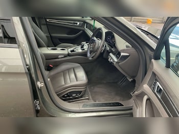 Used Porsche Panamera 2023 for sale - 79233094: Photo