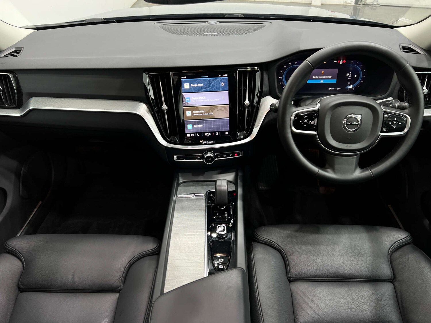 Used Volvo V60 2023 for sale - 76037418: Photo 22
