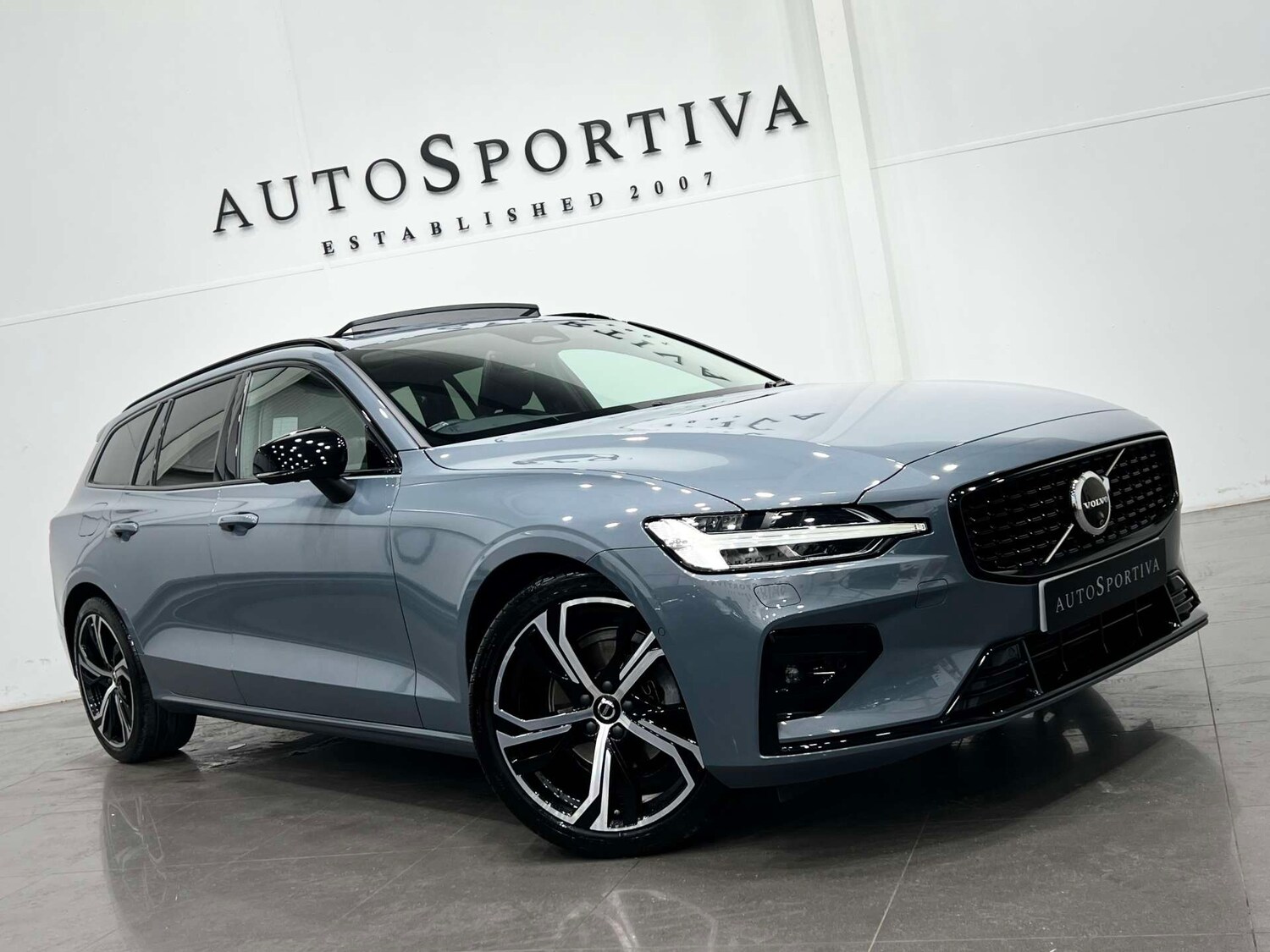 Used Volvo V60 2023 for sale - 76037418: Photo 50