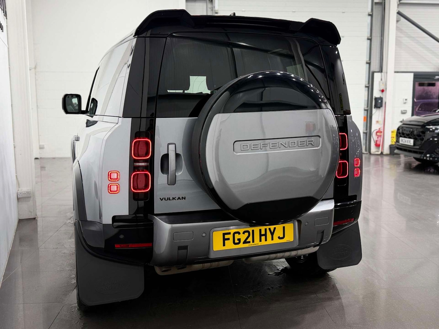 Used Land Rover Defender 2021 for sale - 78097425: Photo 12