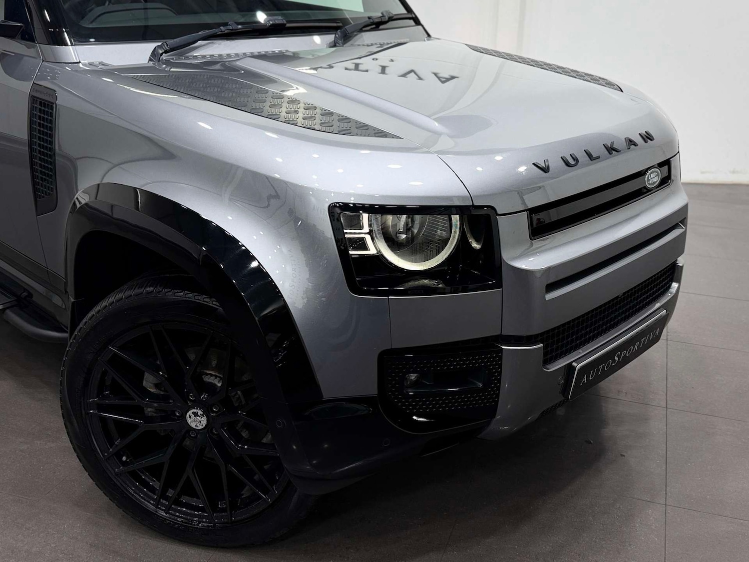 Used Land Rover Defender 2021 for sale - 78097425: Photo 13