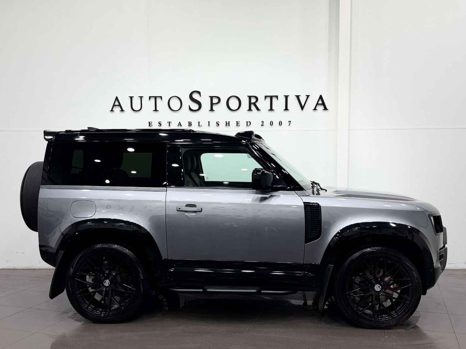 Used Land Rover Defender 2021 for sale - 78097425: Photo 7