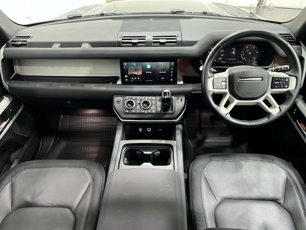 Used Land Rover Defender 2022 for sale - 76037419: Photo 16