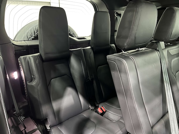 Used Land Rover Defender 2022 for sale - 76037419: Photo 34