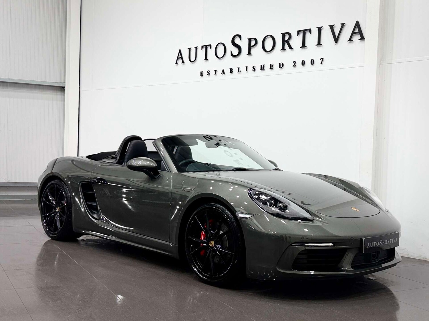 Used Porsche Other 2023 for sale - 77640548: Photo 10