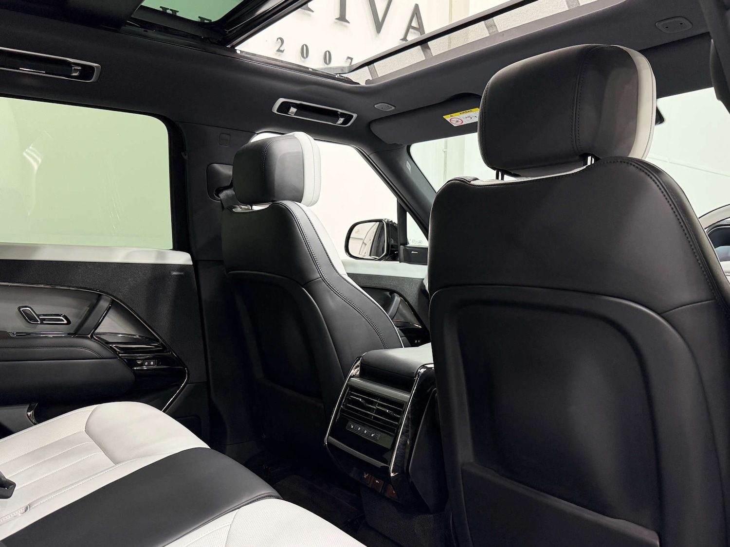 Used Land Rover Range Rover Sport 2023 for sale - 77989994: Photo 18