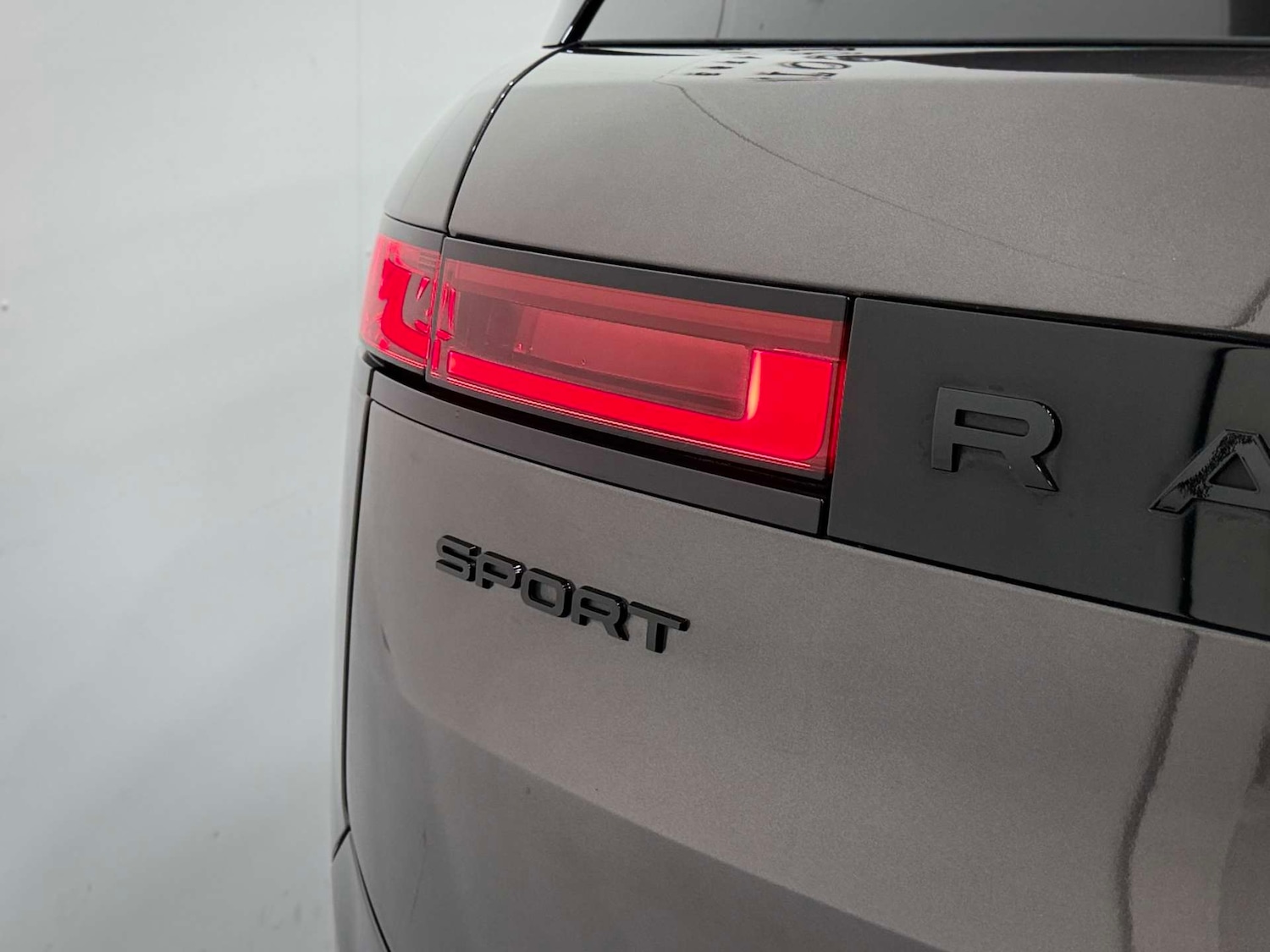 Used Land Rover Range Rover Sport 2023 for sale - 77989994: Photo 29