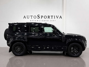Used Land Rover Defender 2023 for sale - 79432744: Photo