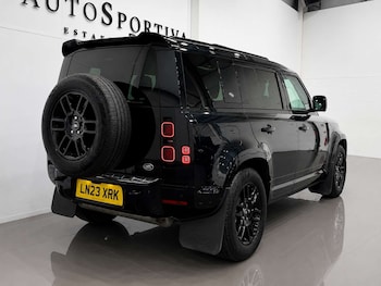 Used Land Rover Defender 2023 for sale - 79432744: Photo