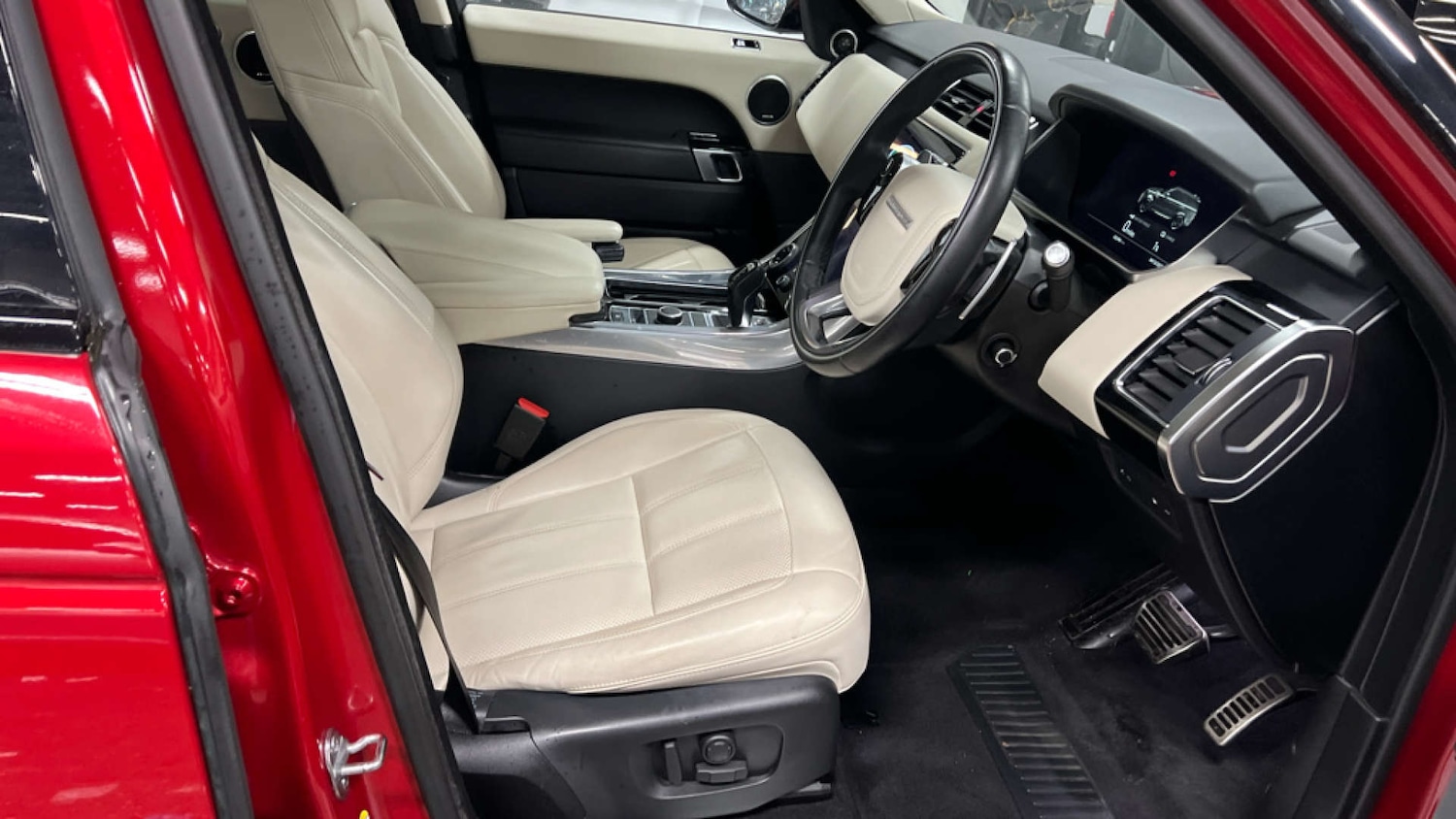 Used Land Rover Range Rover Sport 2022 for sale - 77022484: Photo 3