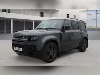 Used Land Rover Defender 2021 for sale - 75716842: Photo