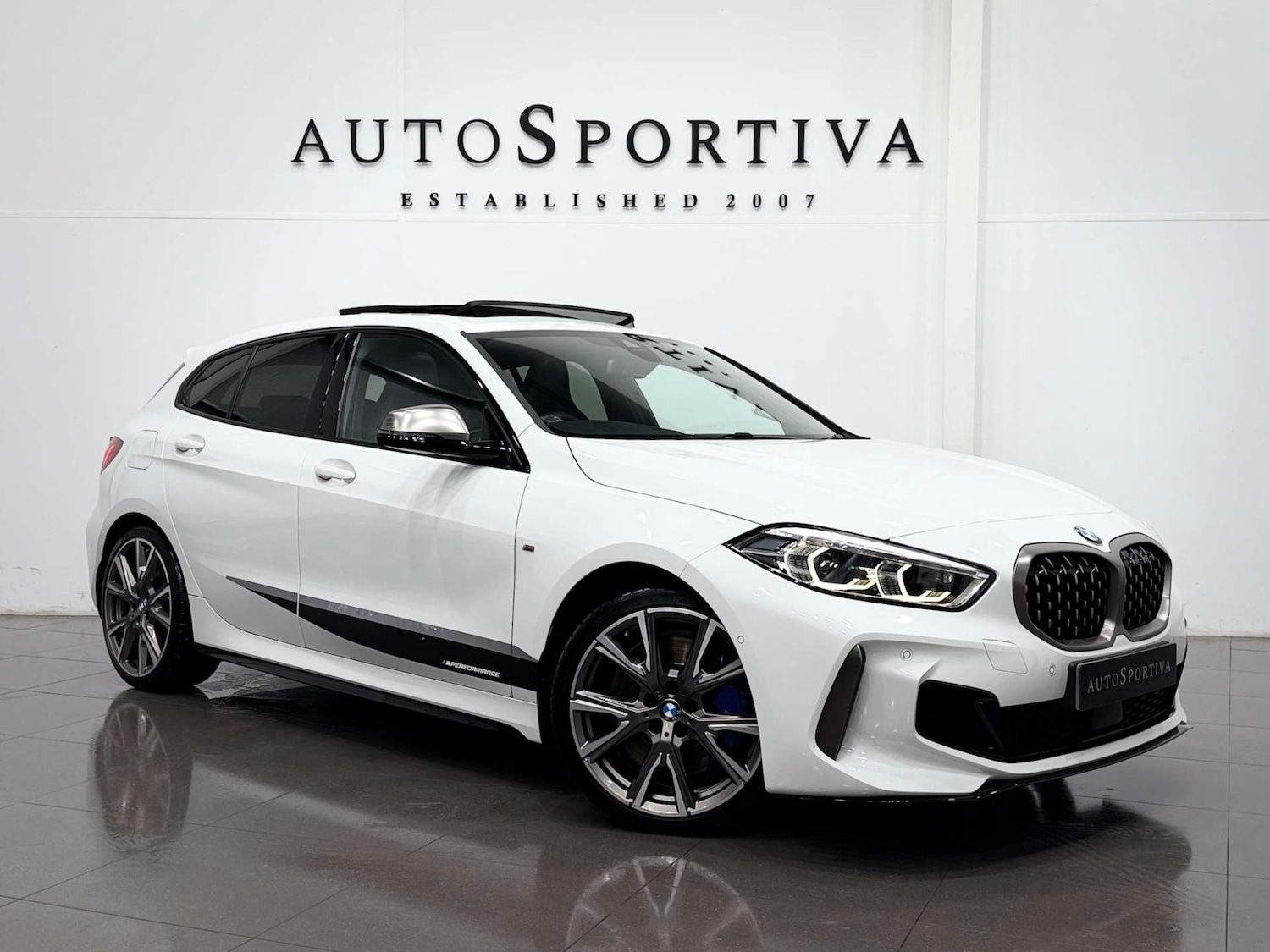 Used BMW 1 Series 2019 for sale - 76762535: Photo 1