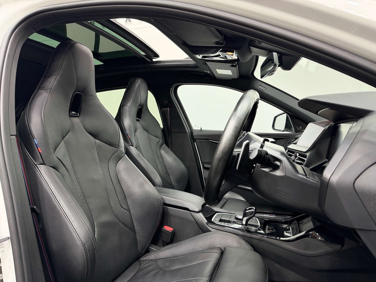 Used BMW 1 Series 2019 for sale - 76762535: Photo 2