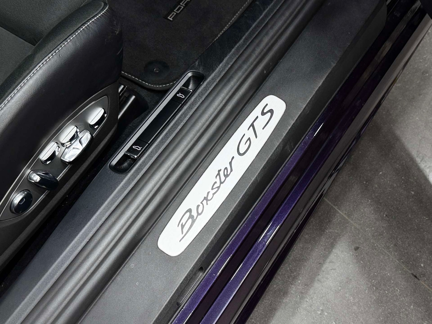 Used Porsche Other 2022 for sale - 76354276: Photo 48