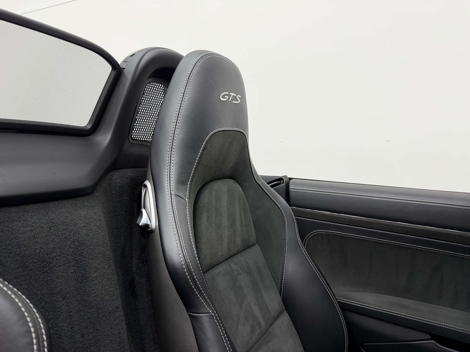 Used Porsche Other 2022 for sale - 76354276: Photo 50