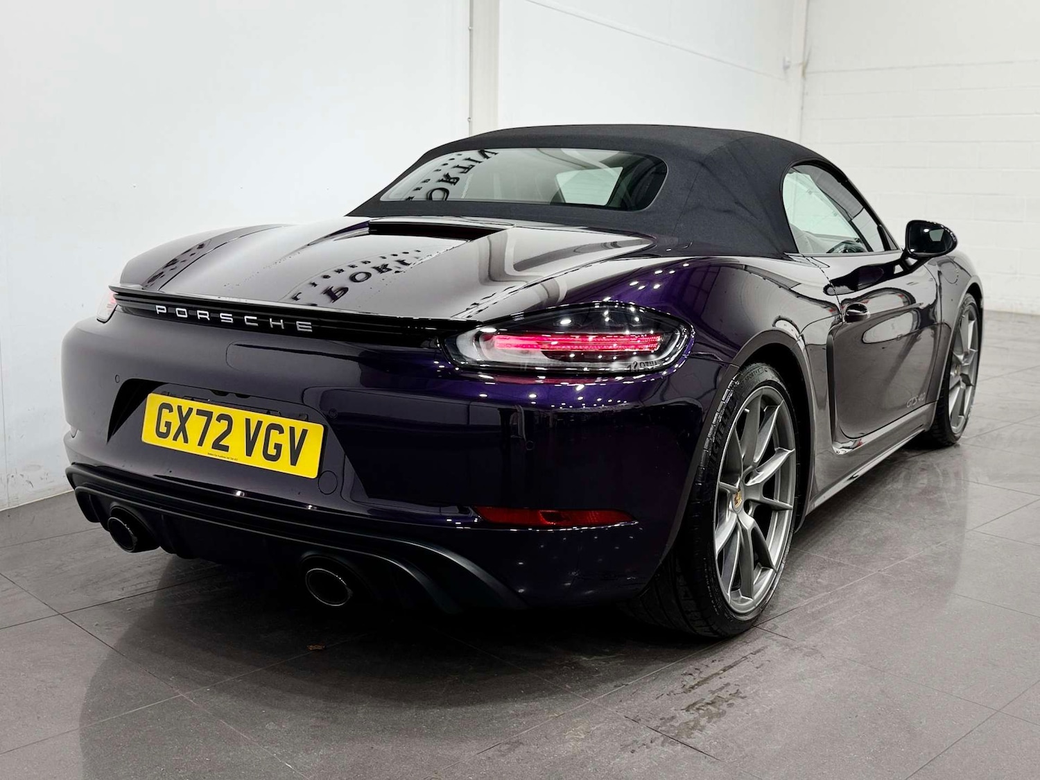 Used Porsche Other 2022 for sale - 76354276: Photo 6