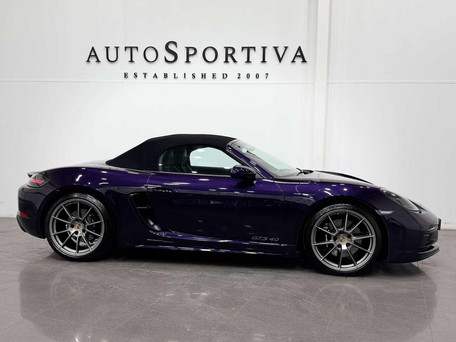 Used Porsche Other 2022 for sale - 76354276: Photo 8