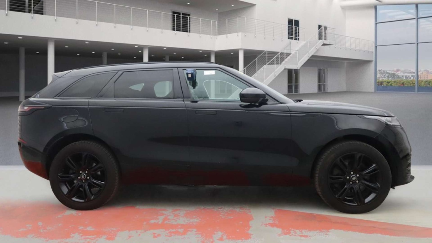 Used Land Rover Range Rover Velar 2022 for sale - 76628283: Photo 3