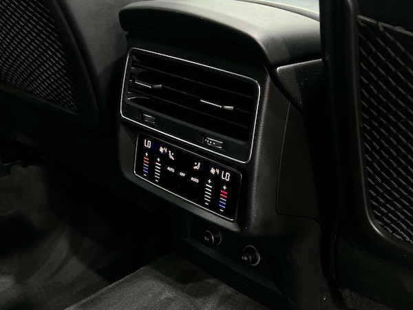 Used Audi Q7 2021 for sale - 76277559: Photo 17