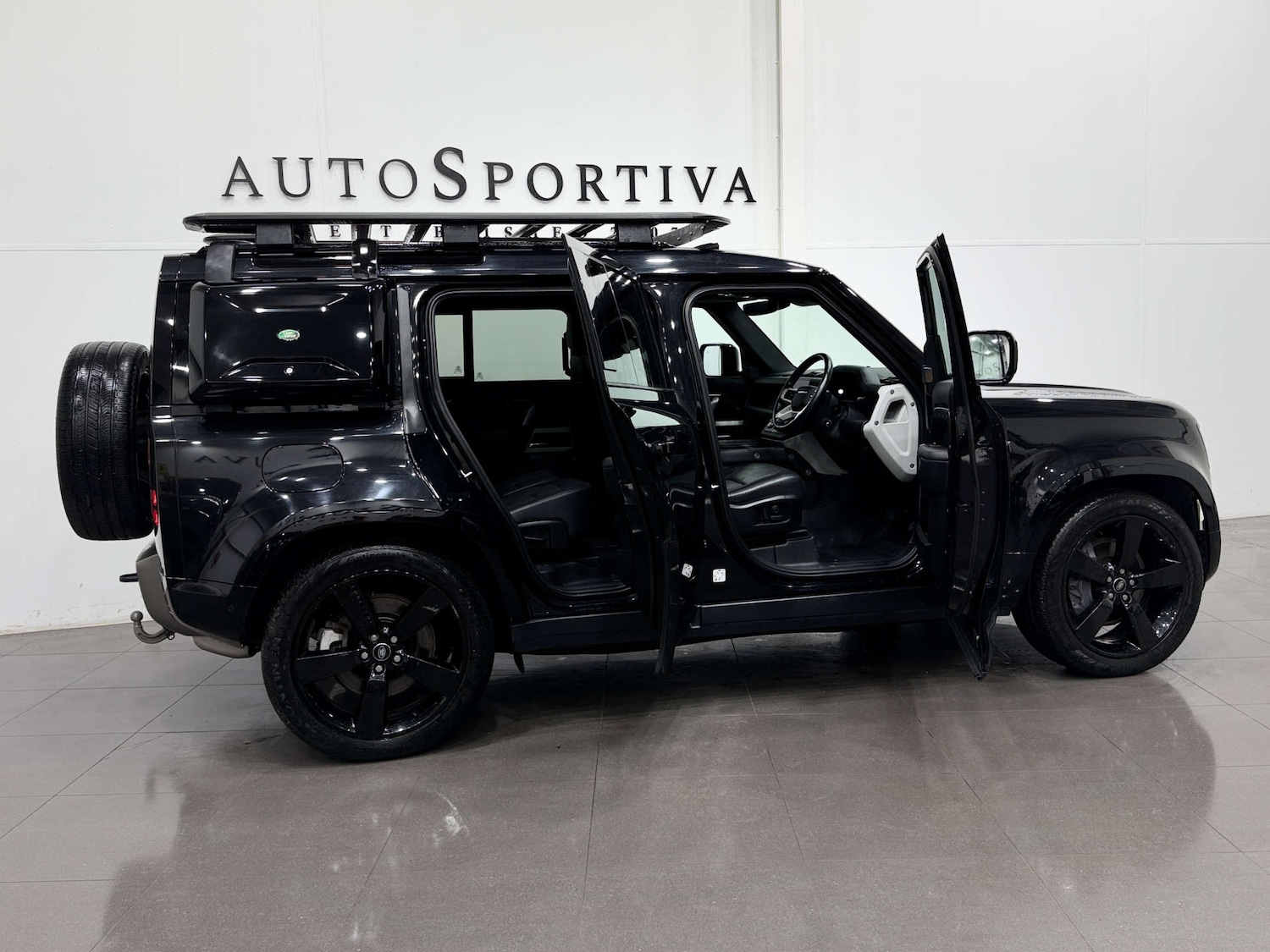 Used Land Rover Defender 2022 for sale - 76830078: Photo 16