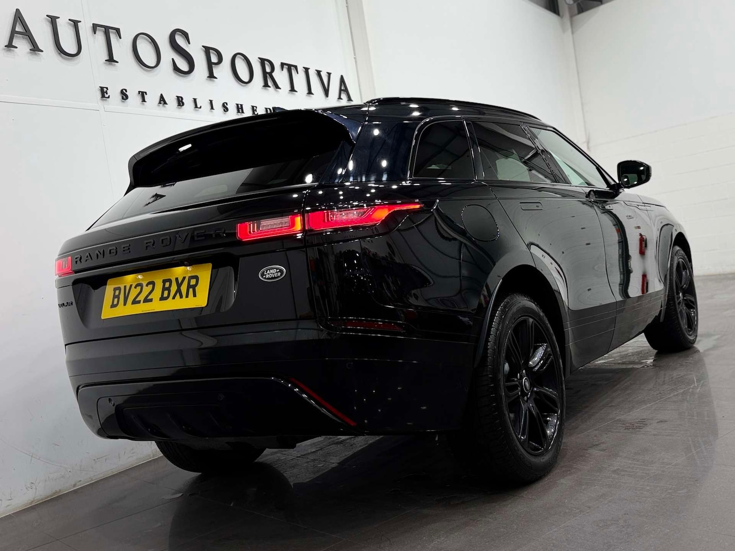 Used Land Rover Range Rover Velar 2022 for sale - 77833906: Photo 26