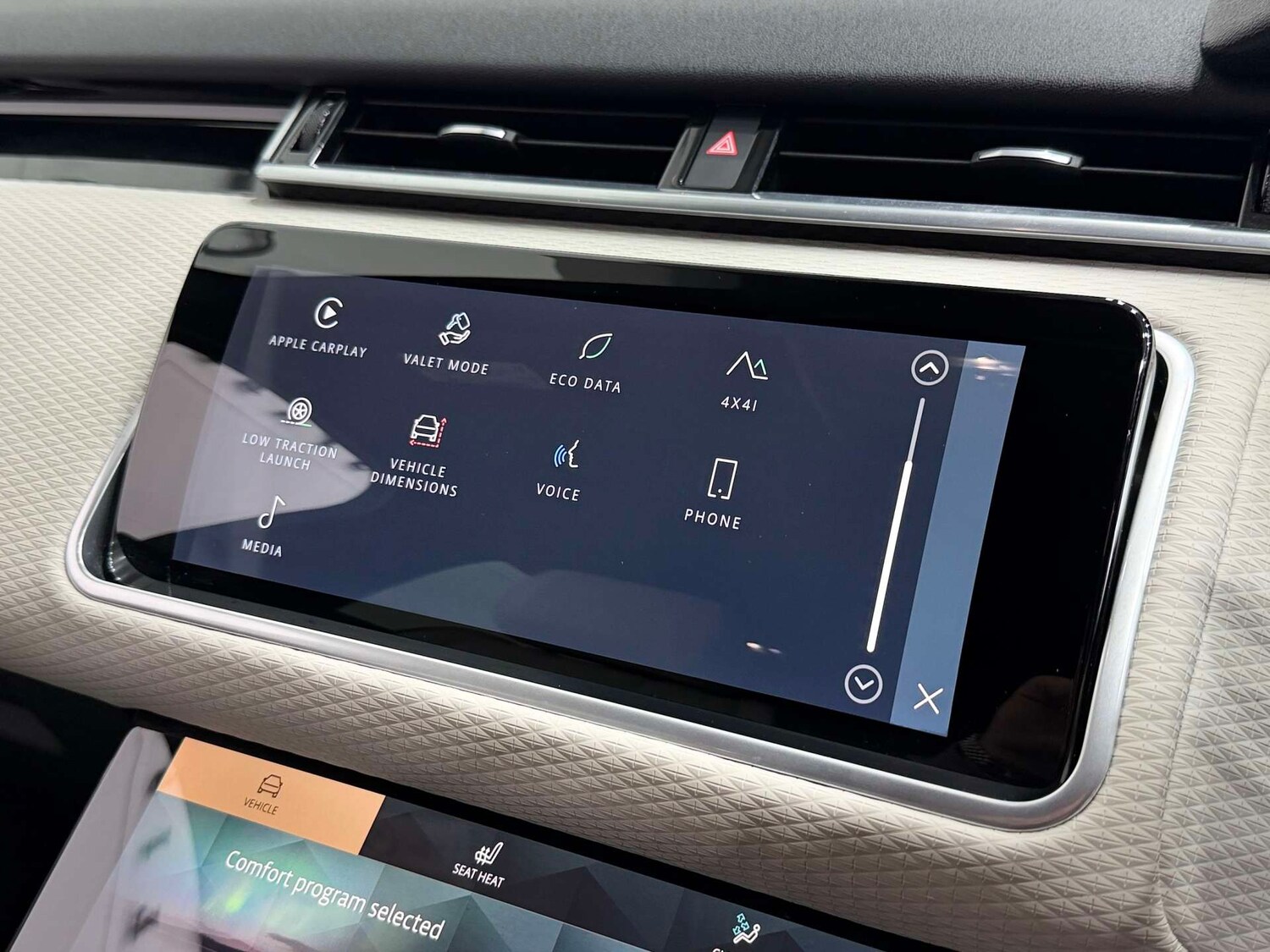 Used Land Rover Range Rover Velar 2022 for sale - 77833906: Photo 44