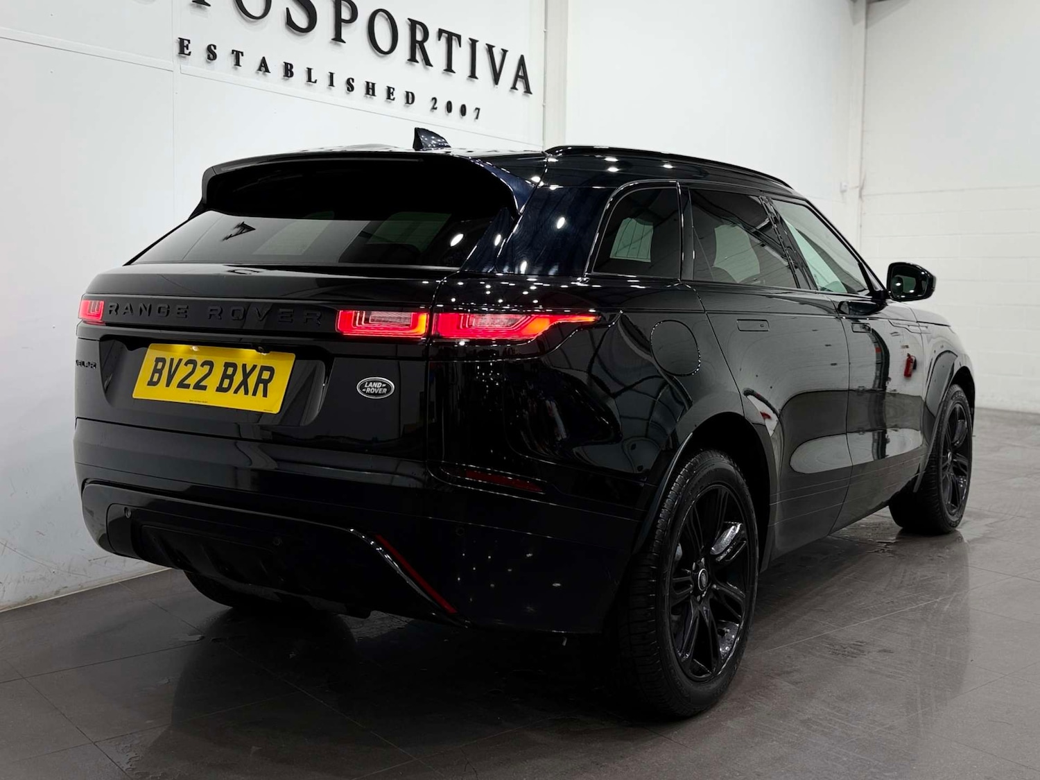 Used Land Rover Range Rover Velar 2022 for sale - 77833906: Photo 5