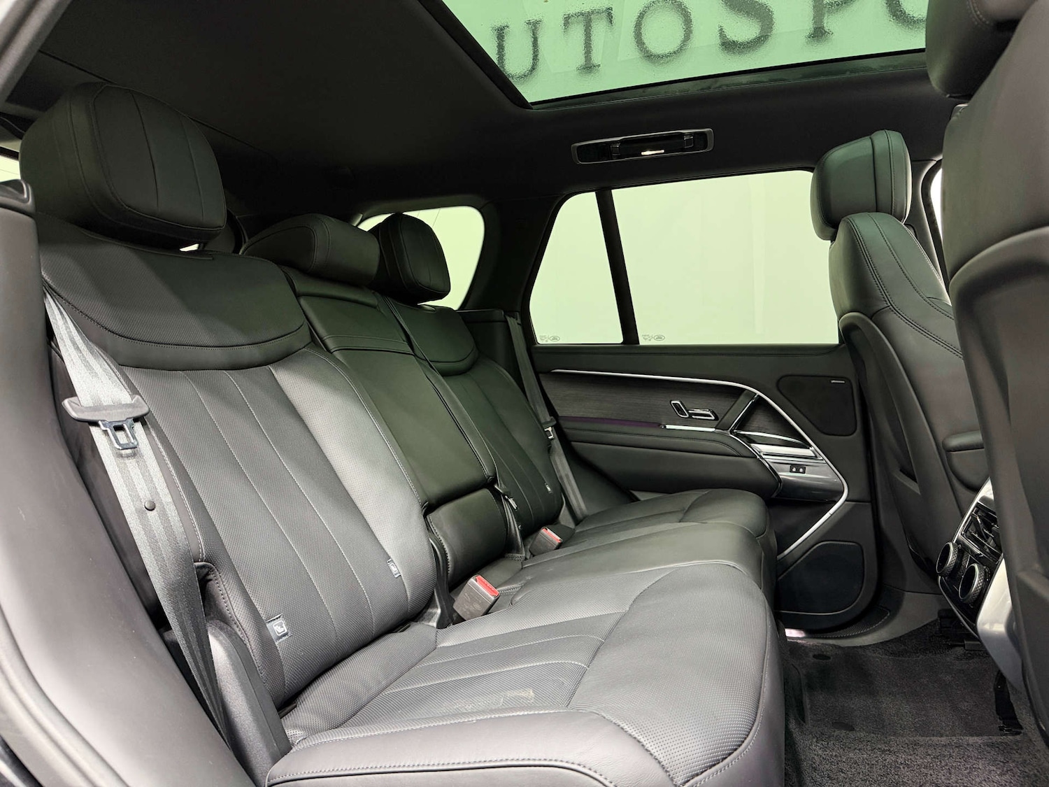 Used Land Rover Range Rover 2024 for sale - 77833954: Photo 16