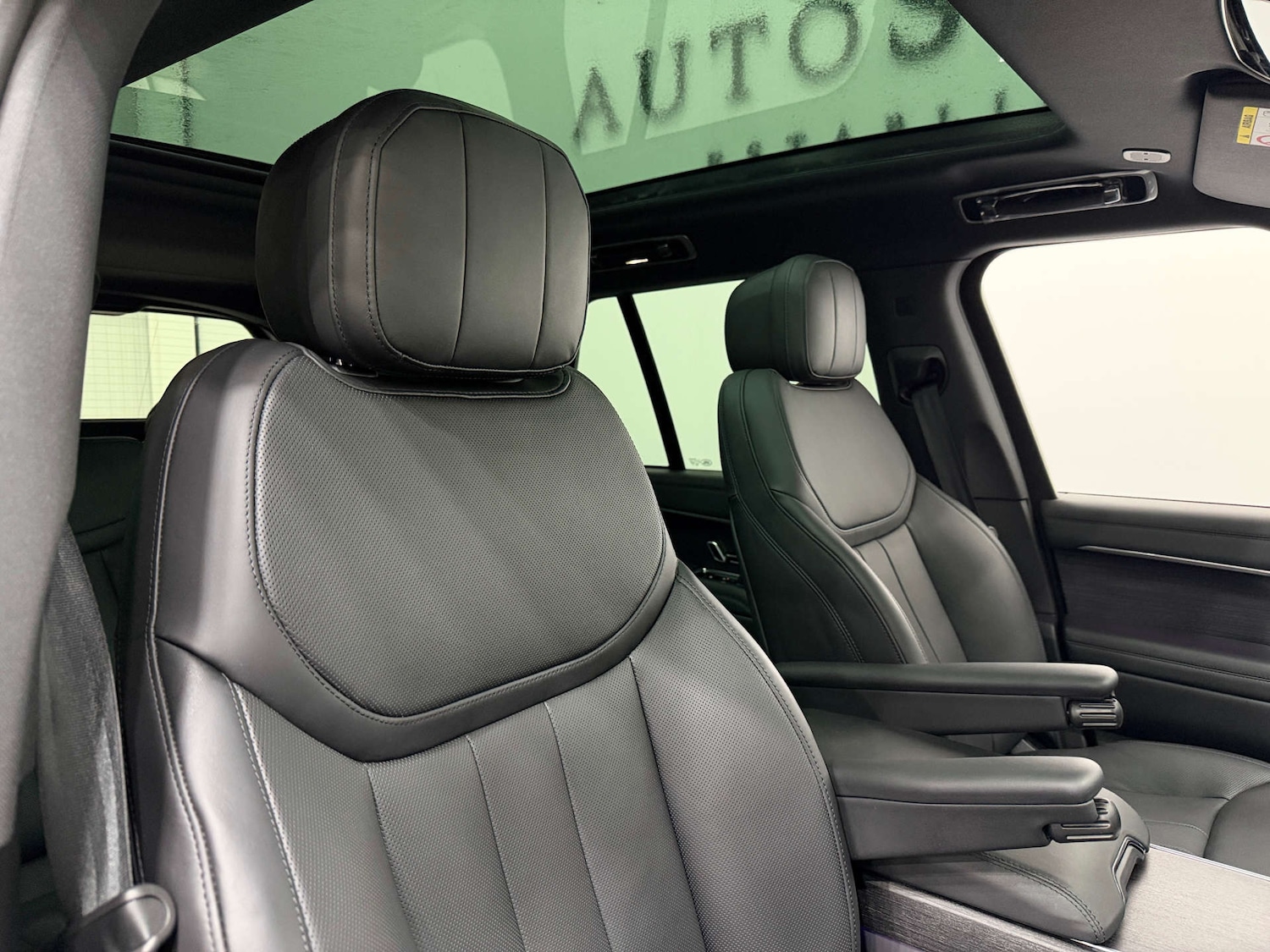 Used Land Rover Range Rover 2024 for sale - 77833954: Photo 40