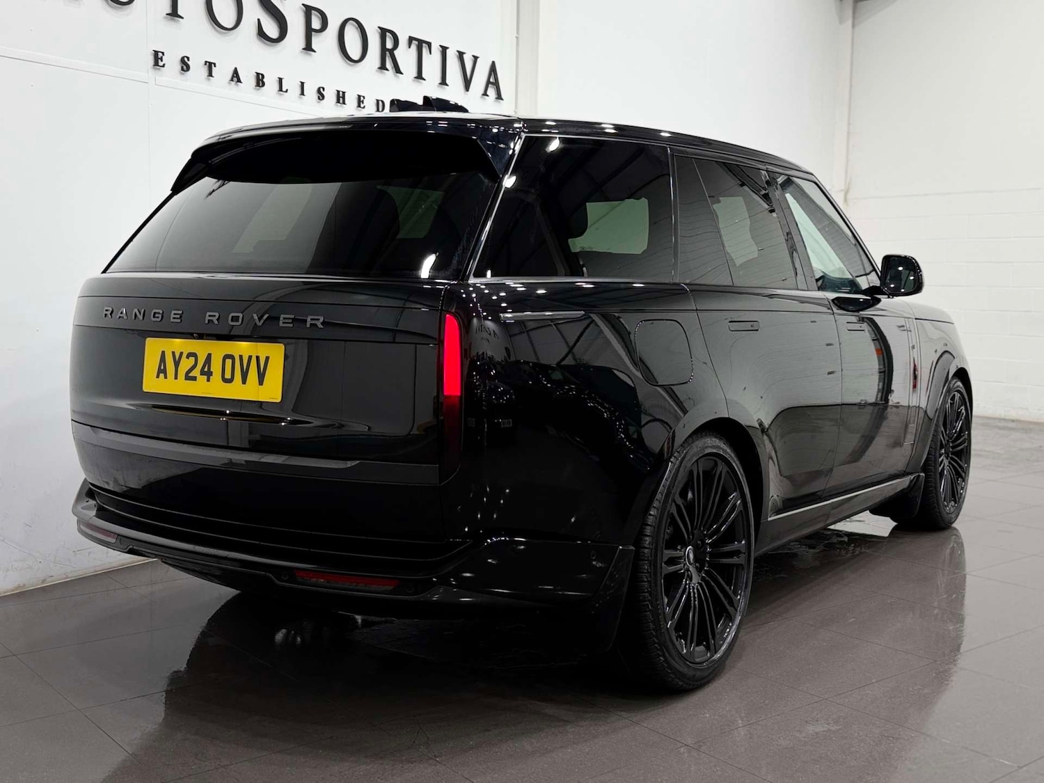 Used Land Rover Range Rover 2024 for sale - 77833954: Photo 6