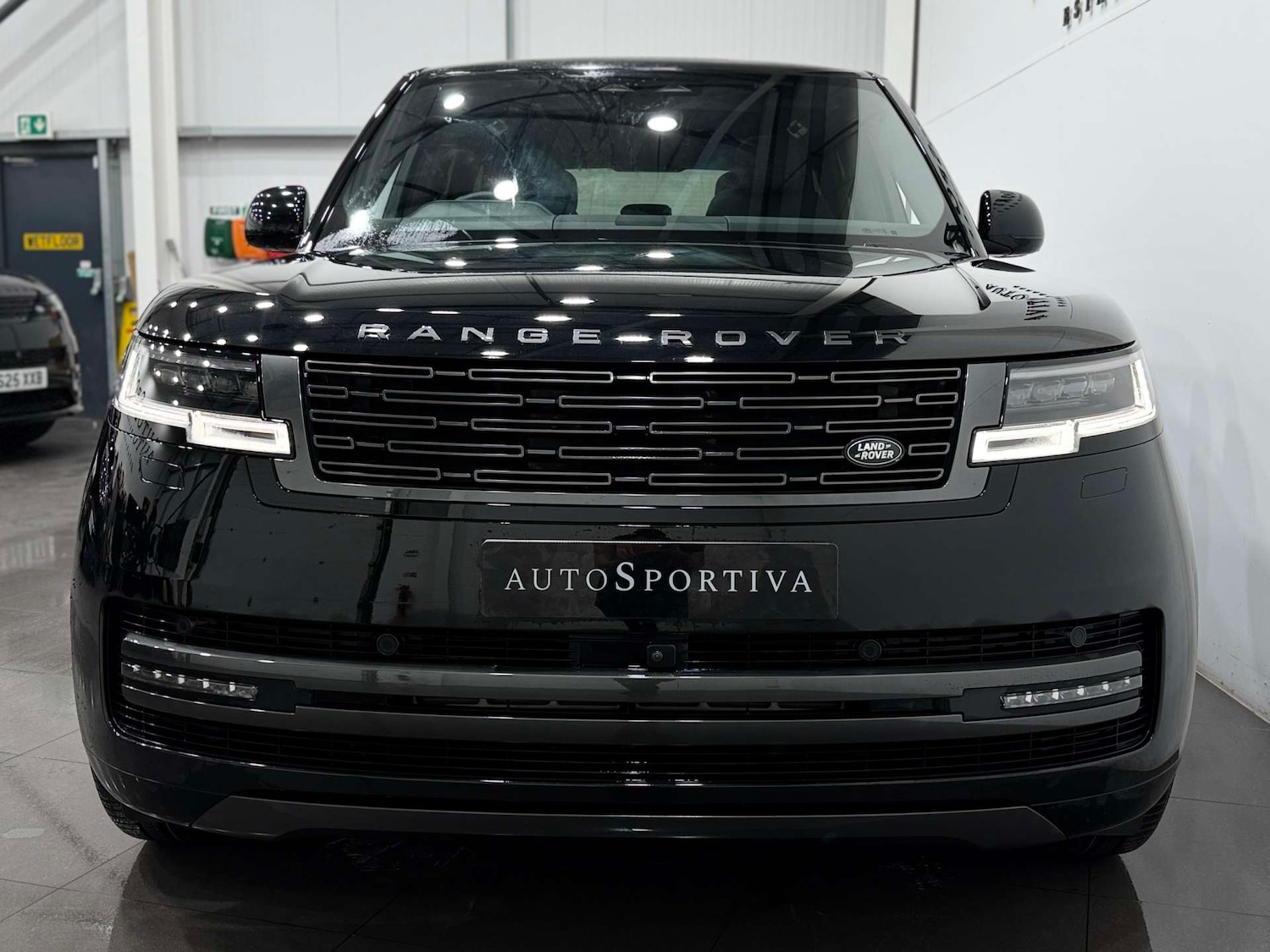 Used Land Rover Range Rover 2024 for sale - 77833954: Photo 9