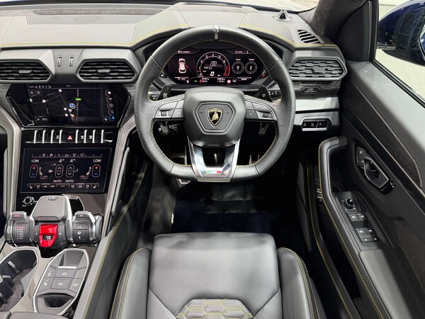 Used Lamborghini Urus 2023 for sale - 76330104: Photo 23