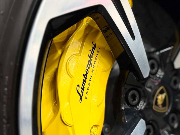 Used Lamborghini Urus 2023 for sale - 76330104: Photo 44