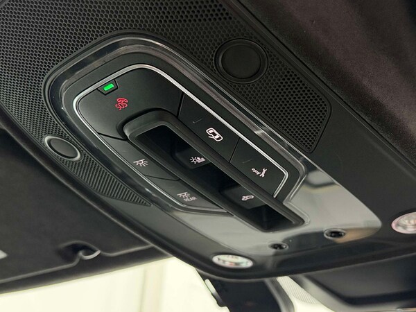 Used Lamborghini Urus 2023 for sale - 76330104: Photo 54