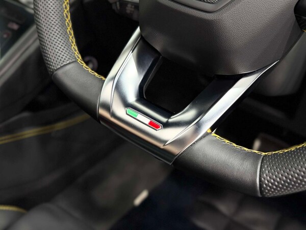 Used Lamborghini Urus 2023 for sale - 76330104: Photo 79