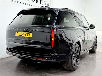 Used Land Rover Range Rover 2024 for sale - 79087530: Photo