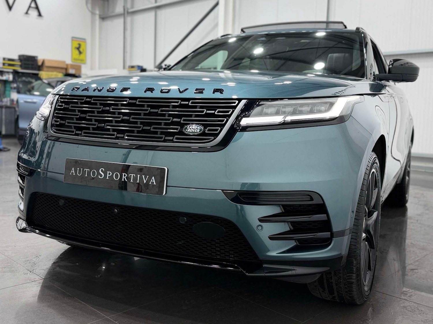 Used Land Rover Range Rover Velar 2025 for sale - 77833915: Photo 12