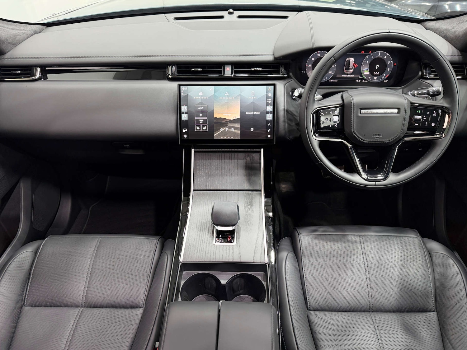 Used Land Rover Range Rover Velar 2025 for sale - 77833915: Photo 22