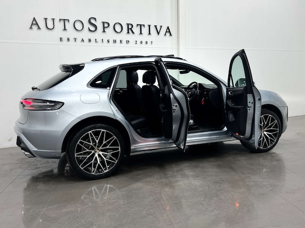 Used Porsche Macan 2021 for sale - 75585876: Photo 14