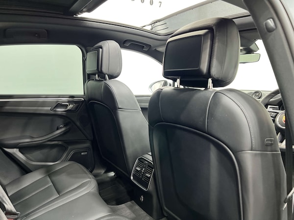 Used Porsche Macan 2021 for sale - 75585876: Photo 20