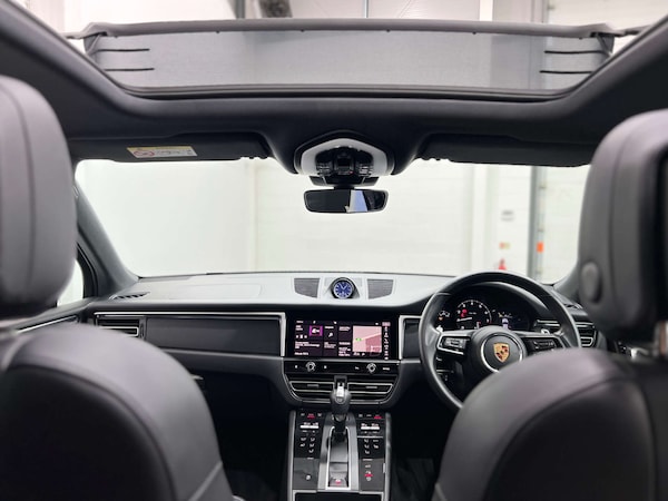 Used Porsche Macan 2021 for sale - 75585876: Photo 22