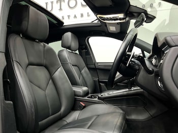 Used Porsche Macan 2021 for sale - 75585876: Photo