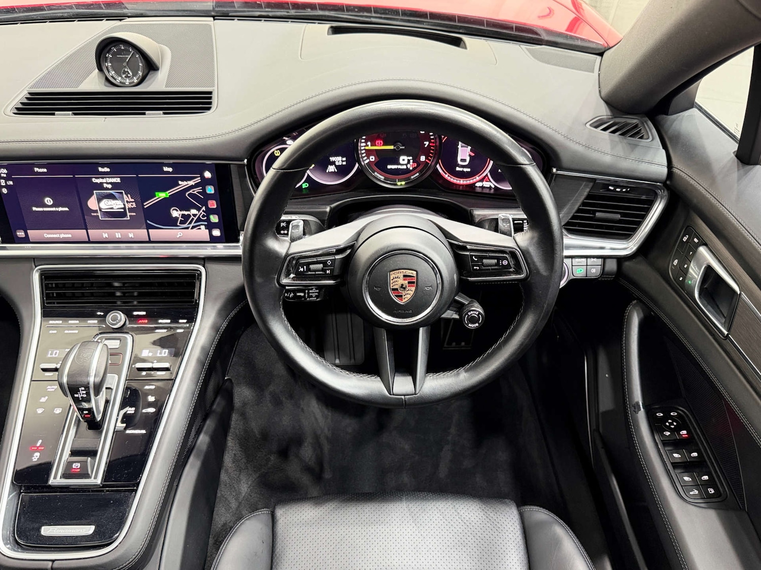 Used Porsche Panamera 2023 for sale - 76565676: Photo 24