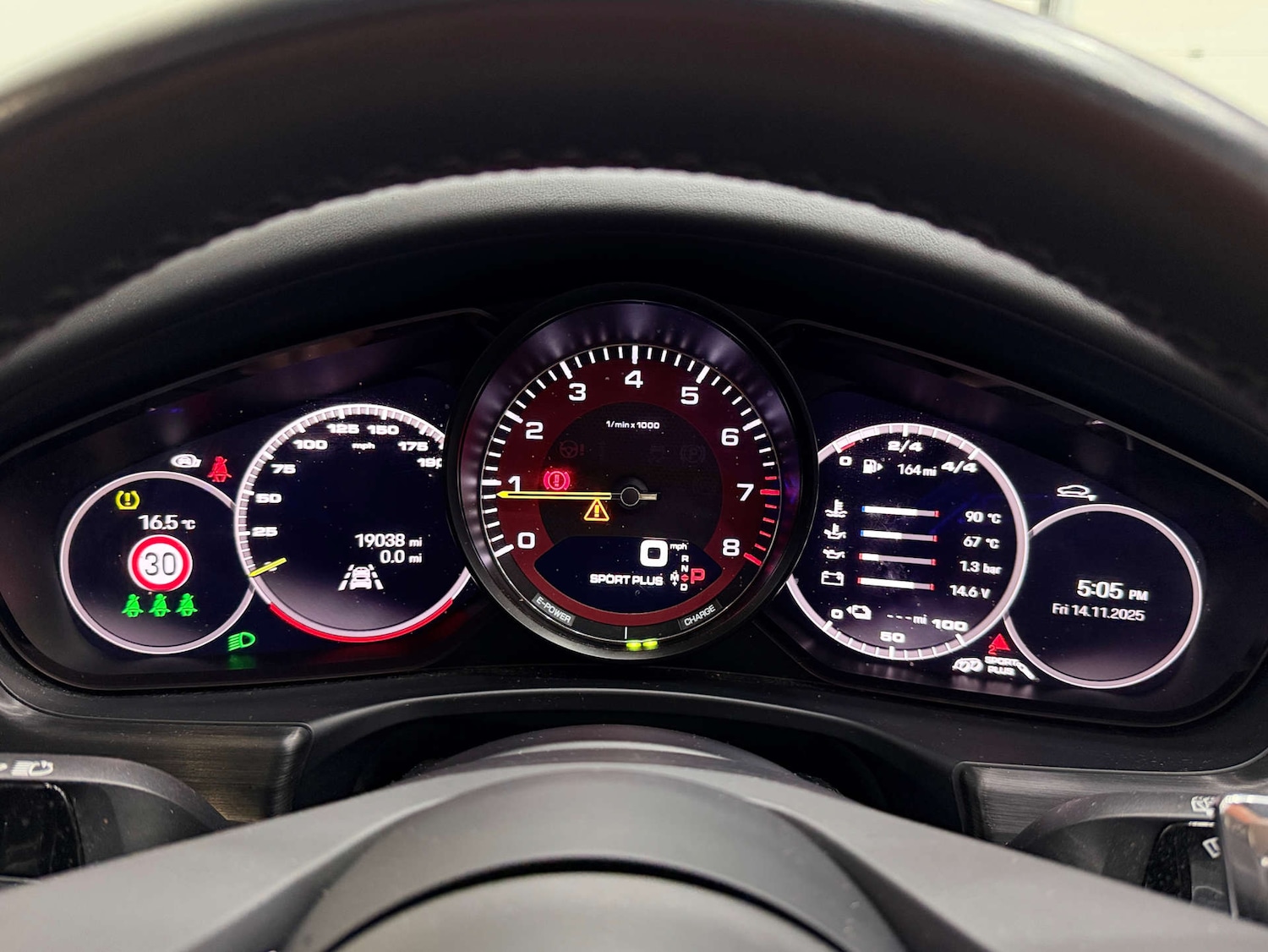 Used Porsche Panamera 2023 for sale - 76565676: Photo 26