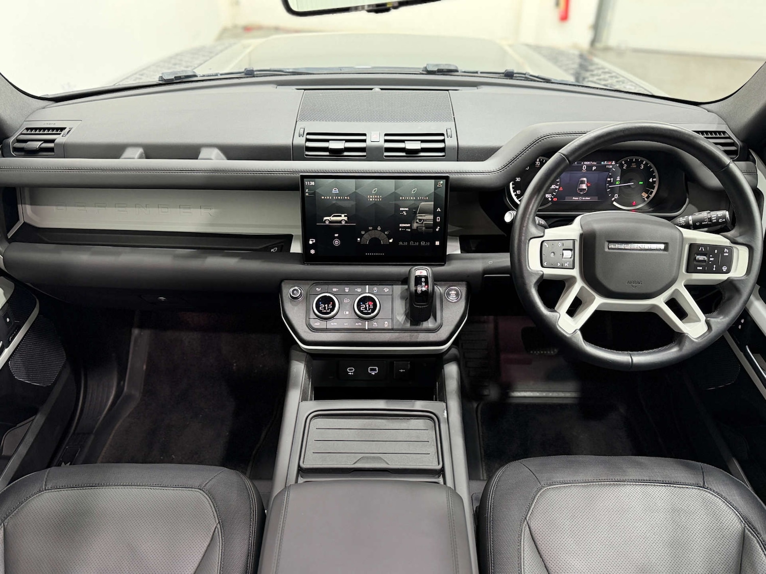 Used Land Rover Defender 2023 for sale - 77833950: Photo 22