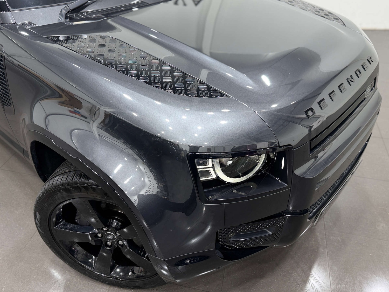 Used Land Rover Defender 2023 for sale - 77833950: Photo 34