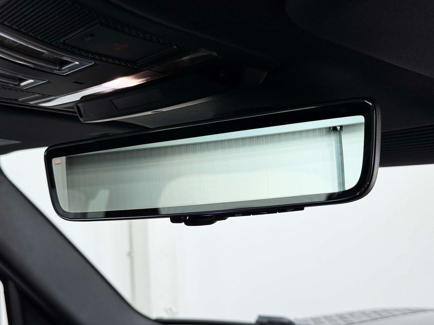 Used Land Rover Defender 2023 for sale - 77833950: Photo 43