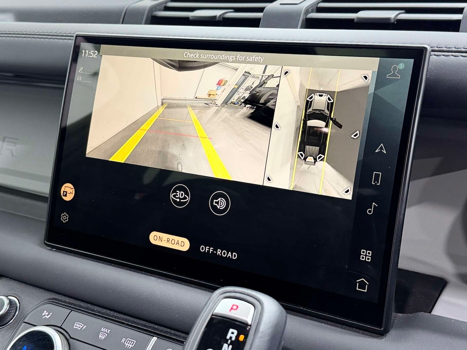 Used Land Rover Defender 2023 for sale - 77833950: Photo 51